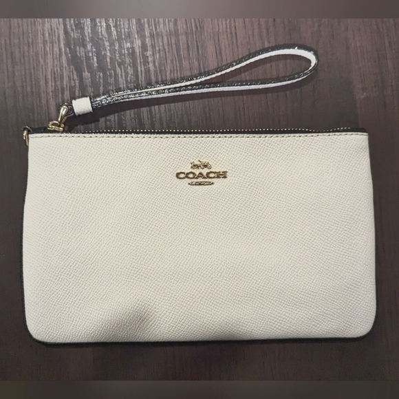Coach wristlet - Picture 1 of 4
